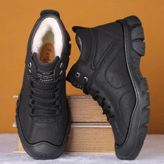 Graham - Bequeme Winter Wanderschuhe in Schwarz