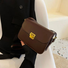 Laina - Leder-Umhängetasche - Quadratischer Retro-Stil in Kaffee