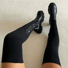 Jamaika - Oberschenkelhohe Sockenstiefel - Dehnbar Gestrickt in Schwarz
