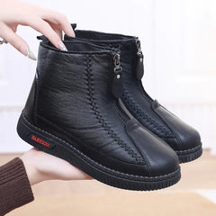 SoftTherm™-Stiefel mit Gefüttertem Innenfutter und Rutschfester Sohle in Schwarz