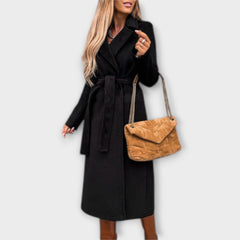 Eliza - Schicker Langmantel mit Bindegürtel in Schwarz