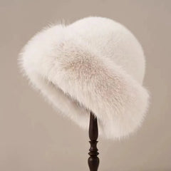 Anne™ – Elegante Wintermütze in Weiß