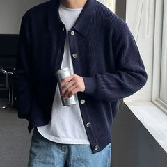 Preston™ Strickjacke aus hochwertigem Trikot mit strukturiertem Kragen / Die neue Ikone des eleganten Herrenstils! in Blau