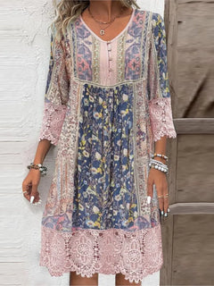 Damen Sommer V-Ausschnitt Midikleid mit Spitze und Blumendesign in Rosa/blau