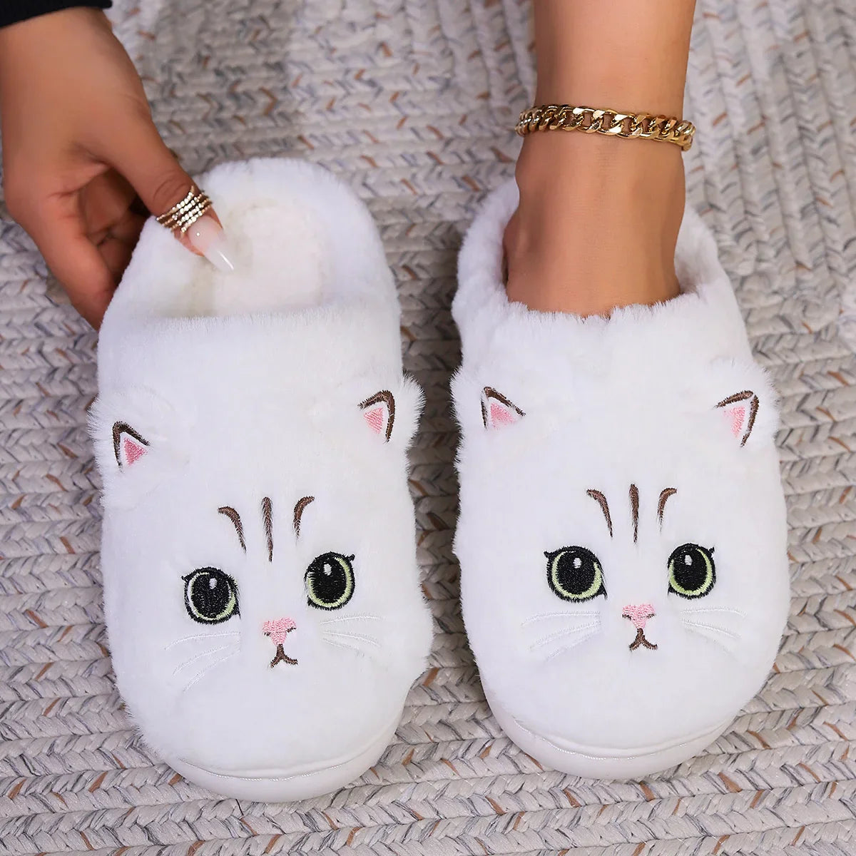 Kuschelige Damenpantoffel | Katzendesign
