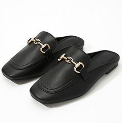 Novara | Loafers in Schwarz