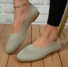 Minerva® | Flache und atmungsaktive orthopädische Schuhe für Damen in Hellgrün
