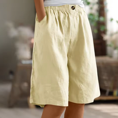 Sommer-Shorts Damen – Luftige Freizeithose mit weitem Schnitt & Stretchbund in Beige