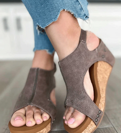 Ofelia® | Stilvolle verstellbare Sommersandalen mit Fußgewölbeunterstützung in Kaffee