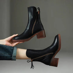 Klara™ – Lederstiefeletten in Schwarz