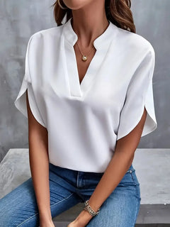 Thea®️™ | Fließende Bluse mit V-Ausschnitt in Weiß