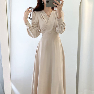 Monique - V-Ausschnitt Puffärmel Kleid