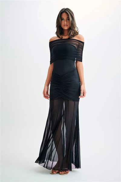 Sienna | Langes Tüllkleid mit Schulterfreiem Ausschnitt
