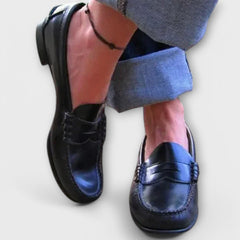 Mirella – Zeitlose Damen-Loafers mit Stilgefühl in Schwarz