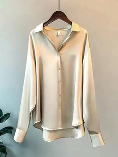 Bria - Lockere Satinbluse in Champagner