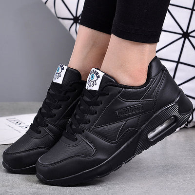 Luftgepolsterte Sneakers für Damen