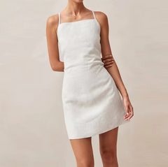 Daniela | Elegantes und stilvolles Minikleid in Weiß