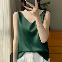 Sophia | Elegante Satinbluse in Grün