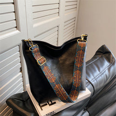 Stilvolle und funktionelle Damenhandtasche in Premiumqualität in Schwarz