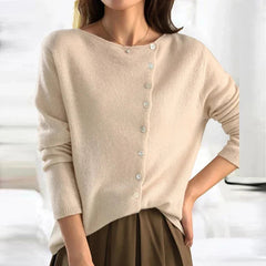Ida | Feine U-Boot Strickjacke in Beige
