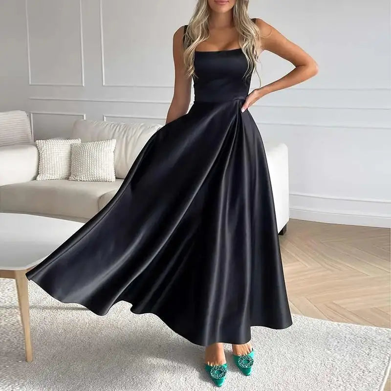 Tanya-  A-Linien Kleid mit Trägern und weitem Saum