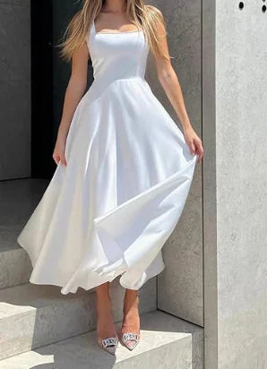 Tanya-  A-Linien Kleid mit Trägern und weitem Saum