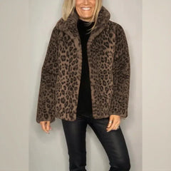 Panther Luxe™ Mantel aus Plüschfell mit Wildtierprint / Die kühne Seite Femininer Eleganz! in Braun
