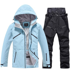 Karin | Unisex Winter Skianzug Set in Hellblau / Schwarz