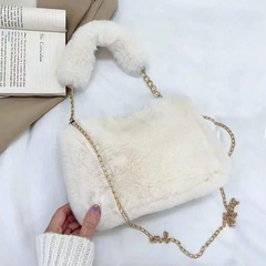 Hannah | Elegante Damen Schultertasche aus Plüsch in Beige