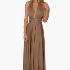 Abendkleid mit V-Ausschnitt - Damen Stil für Gala-Nächte in Braun