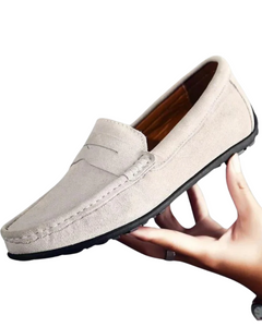 Klassische Wildleder Herren Loafers in Hellbraun