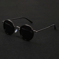 Schwarz / Schwarz