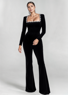 Valeria | Jumpsuit mit detailreichem Ausschnitt in Schwarz