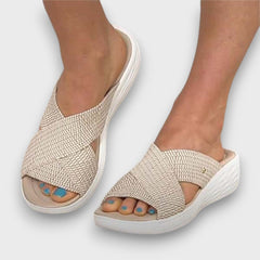 Sana – Bequeme Sommerschlupfsandalen in Creme