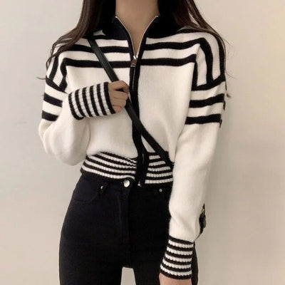 Zip Up mit Kontraststreifen