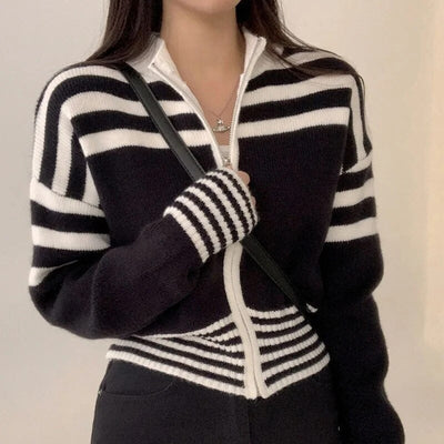 Zip Up mit Kontraststreifen