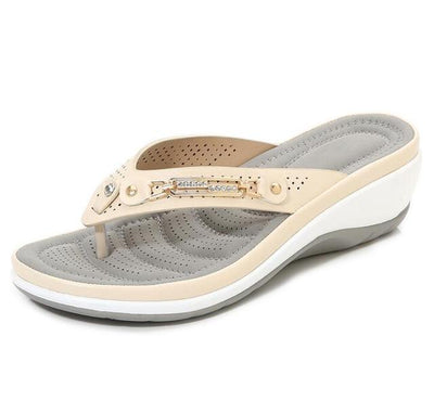 Darlene - Flip‑Flops mit niedrigem Absatz