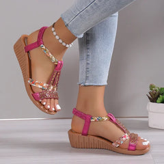 Thea® | Elegante Sandalen mit piepender Spitze in Pinkrot