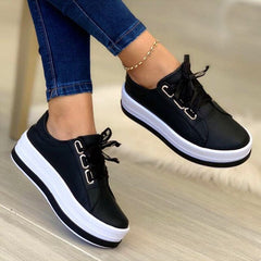 Sarah - Bequeme Plattform Schuhe in Schwarz