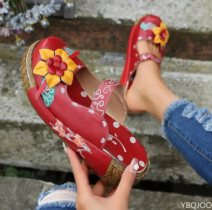 Tatiana® | Modische Sandalen mit 3D-Blumendesign