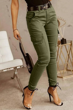Moderne Cargo Damen Hose in Grün