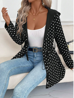 Wendemantel Für Damen Mit Leopardenmuster – Eleganter Und Vielseitiger Stil Für Jeden Anlass in Schwarz mit Punkten