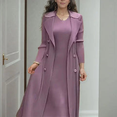Valena™-Kleid mit Schicker, überlagerter Langjacke / Für Stilbewusste Frauen, die Wert auf Stil, Funktionalität und Ausstrahlung Legen! in Lila