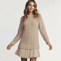 Wien Classic™ Kleid aus handgefertigtem Strick mit leichten Falten / Eleganz und Klasse in perfekter Harmonie! in Hellbraun