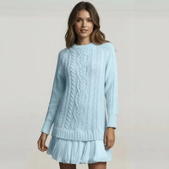 Wien Classic™ Kleid aus handgefertigtem Strick mit leichten Falten / Eleganz und Klasse in perfekter Harmonie! in Himmelblau