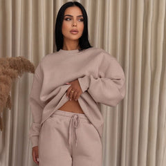 Isys™ Sweat-Set mit cleanem Look und Premium-Komfort in Beige