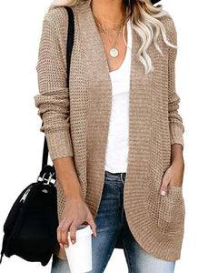 Geschwungene Strickjacke in Kamel