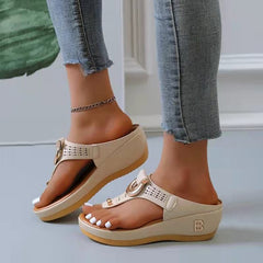 Raquel® | Modische Sandalen für schicke Frauen in Beige