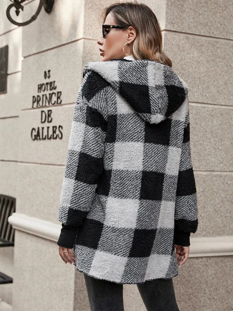 Ralph Mattew Lässige karierte Strickjacke