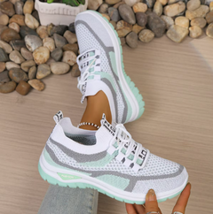 Camilla | Stylische Sneaker für Damen in Weiß-Grün